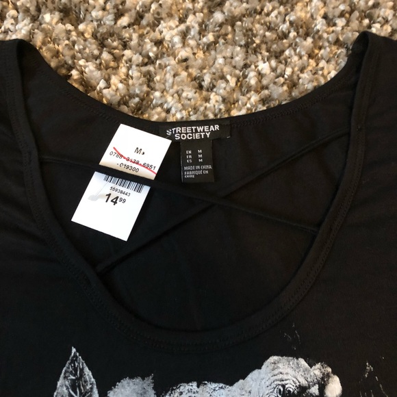 NWT SKULL T-SHIRT - Picture 4 of 8